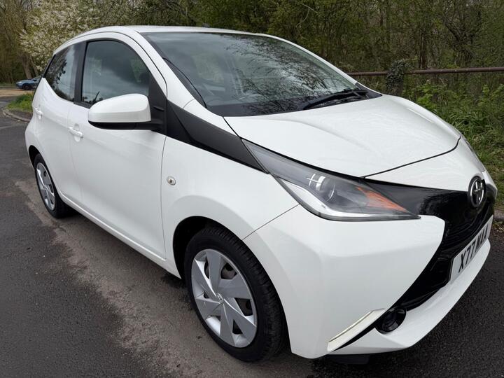 Toyota AYGO 1.0 VVT-i X-play X-shift Euro 5 5dr Euro 5