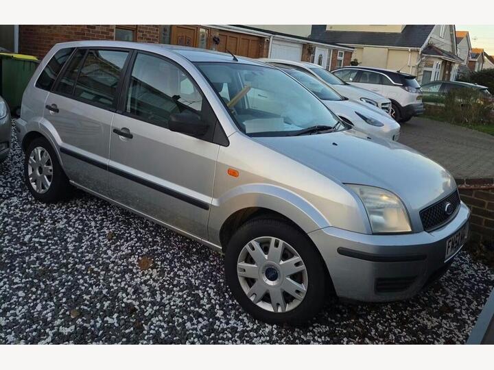 Ford Fusion 1.4 2 5dr