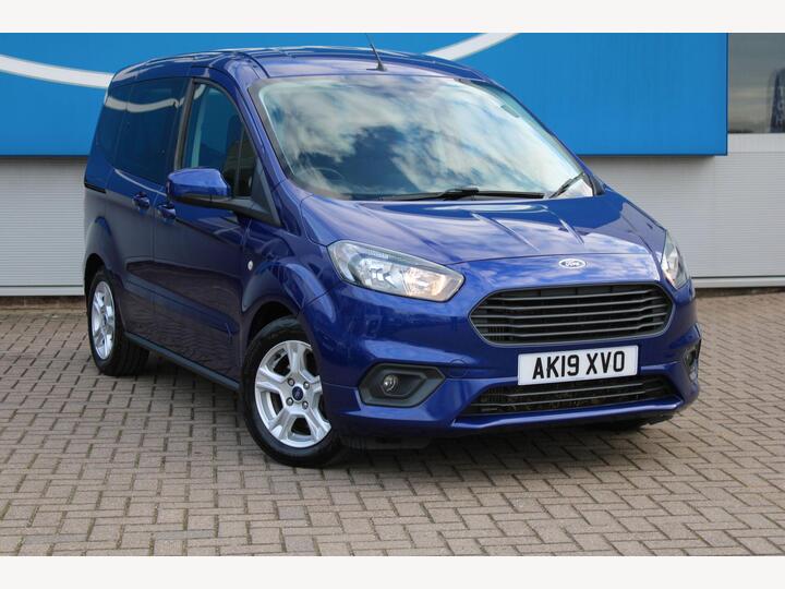 Ford TOURNEO COURIER 1.0 EcoBoost Zetec Euro 6 5dr Ford TOURNEO COURIER 1.0 EcoBoost Zetec Euro 6 5dr