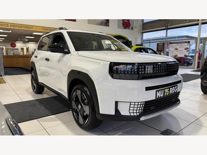 Fiat Grande Panda 1.2 MHEV La Prima E-DCT Euro 6 (s/s) 5dr