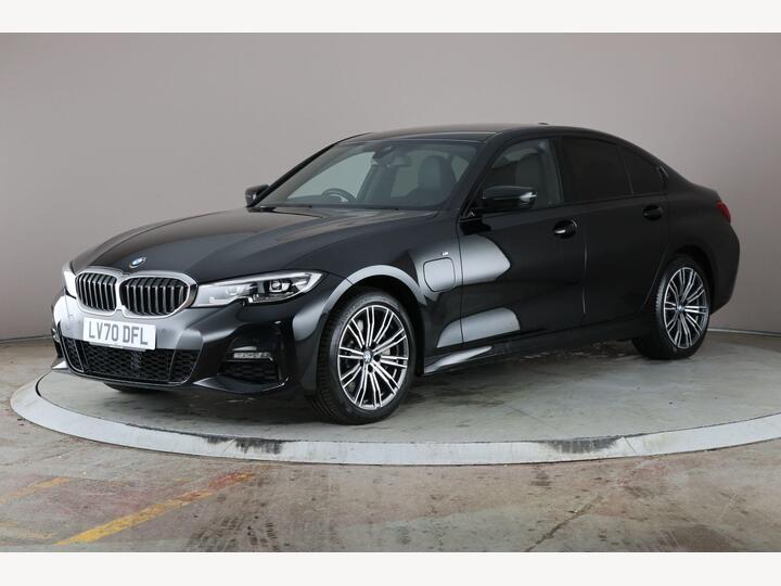BMW 3 Series 2.0 330e 12kWh M Sport Auto Euro 6 (s/s) 4dr BMW 3 Series 2.0 330e 12kWh M Sport Auto Euro 6 (s/s) 4dr