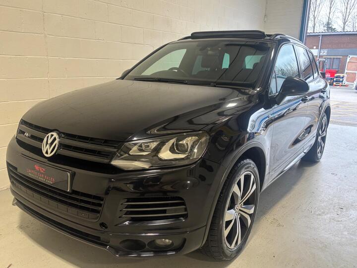 Volkswagen Touareg 3.0 TDI V6 BlueMotion Tech R-Line Tiptronic 4WD Euro 5 (s/s) 5dr
