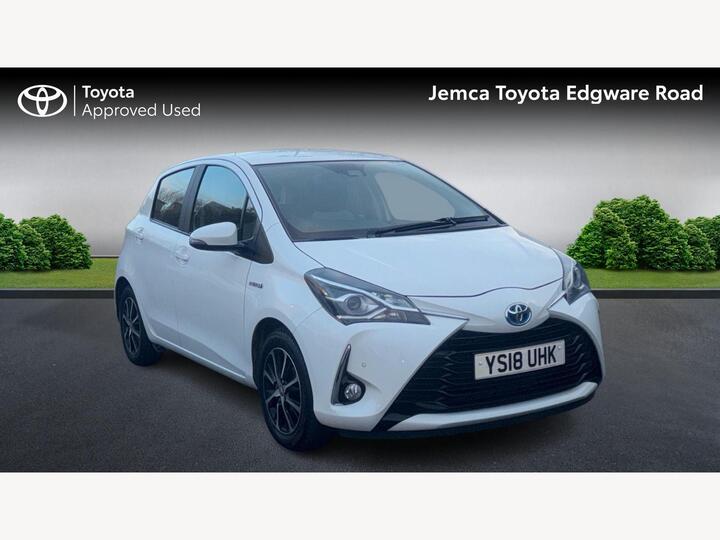 Toyota Yaris 1.5 VVT-h Icon Tech E-CVT Euro 6 (s/s) 5dr