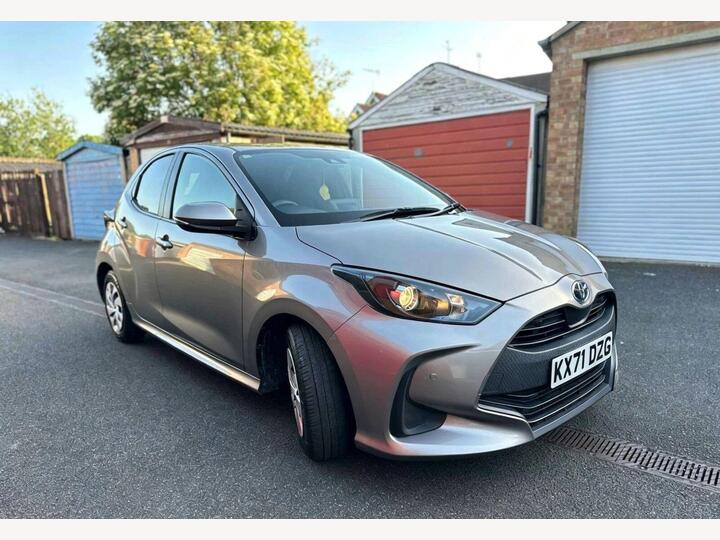 Toyota Yaris 1.5 VVT-h Excel Hybrid ULEZ REG:KX71DZG