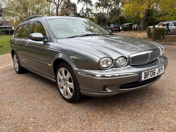 Jaguar X-Type 3.0 V6 SE (AWD) 5dr Jaguar X-Type 3.0 V6 SE (AWD) 5dr