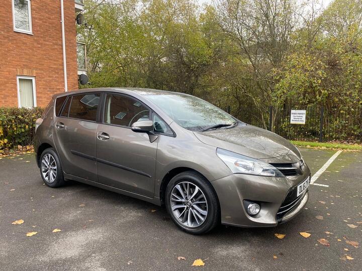 Toyota Verso 1.8 V-Matic Design Multidrive S Euro 6 5dr (7 Seat)