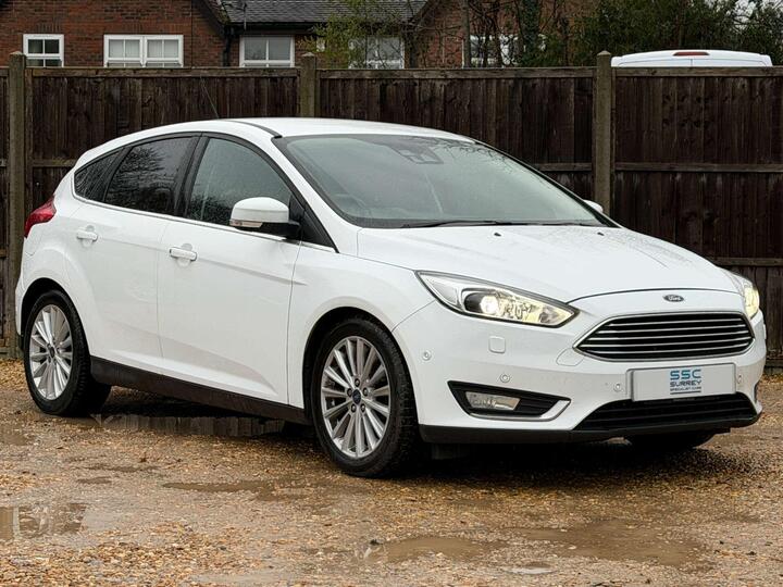 Ford FOCUS 1.0T EcoBoost Titanium X Euro 6 (s/s) 5dr