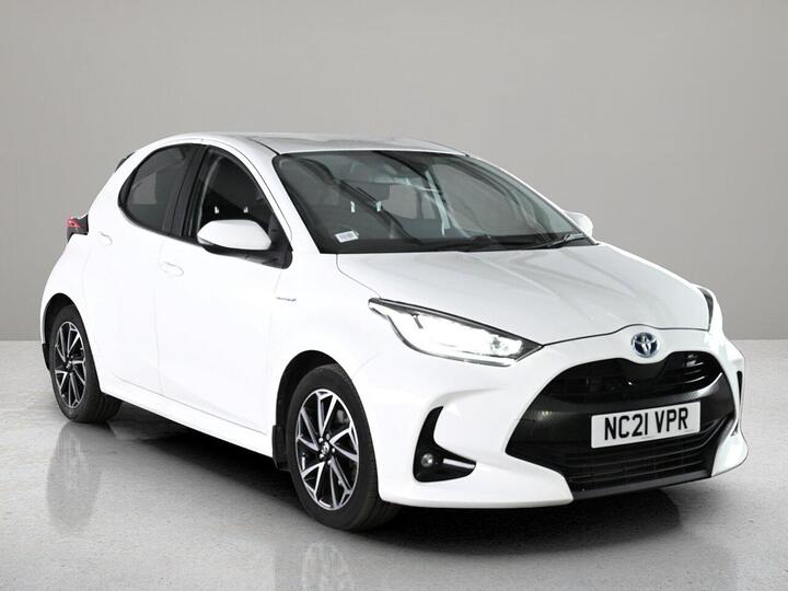 Toyota Yaris 1.5 VVT-h Design E-CVT Euro 6 (s/s) 5dr