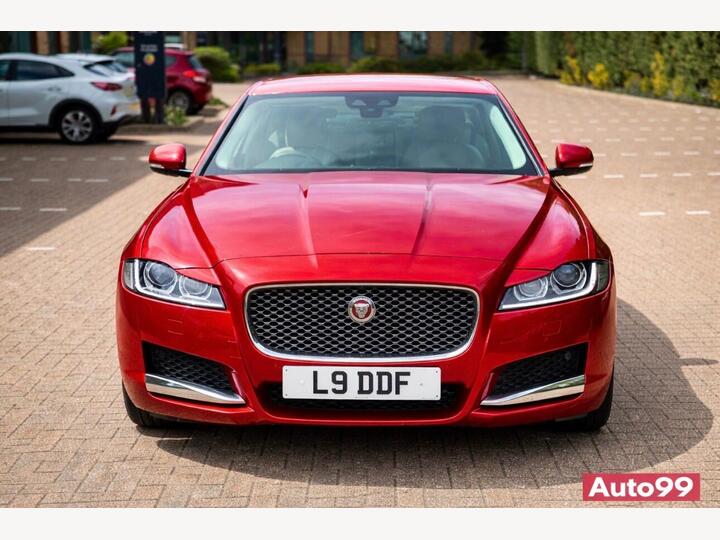 Jaguar XF 2.0d Portfolio Auto Euro 6 (s/s) 4dr