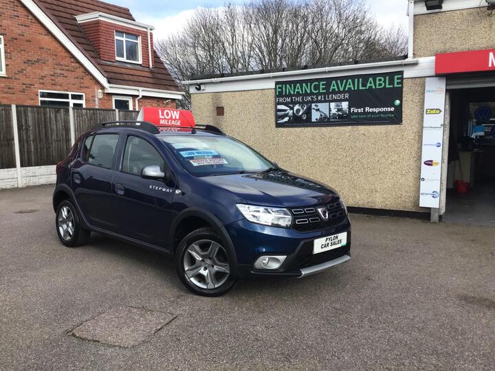 Dacia Sandero Stepway 0.9 TCe Ambiance Euro 6 (s/s) 5dr Dacia Sandero Stepway 0.9 TCe Ambiance Euro 6 (s/s) 5dr