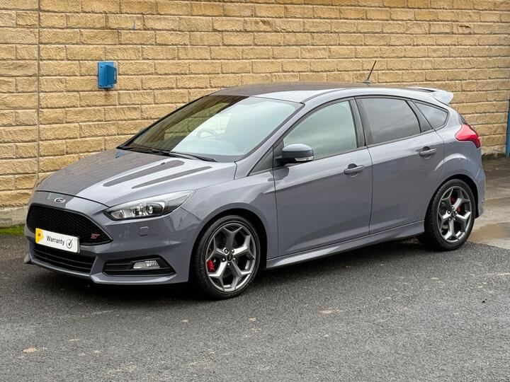 Ford Focus 2.0T EcoBoost ST-3 Euro 6 (s/s) 5dr