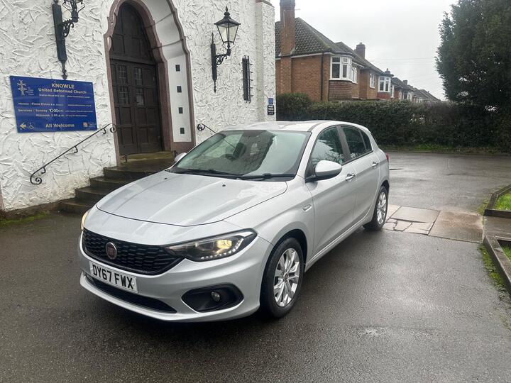 Fiat Tipo 1.4 MPI Easy Plus Euro 6 5dr