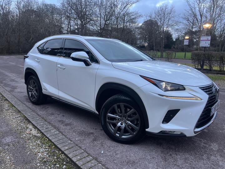 Lexus NX 2.5 300h Luxury E-CVT 4WD Euro 6 (s/s) 5dr