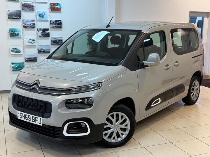 Citroen Berlingo 1.5 BlueHDi Feel M MPV EAT Euro 6 (s/s) 5dr Citroen Berlingo 1.5 BlueHDi Feel M MPV EAT Euro 6 (s/s) 5dr