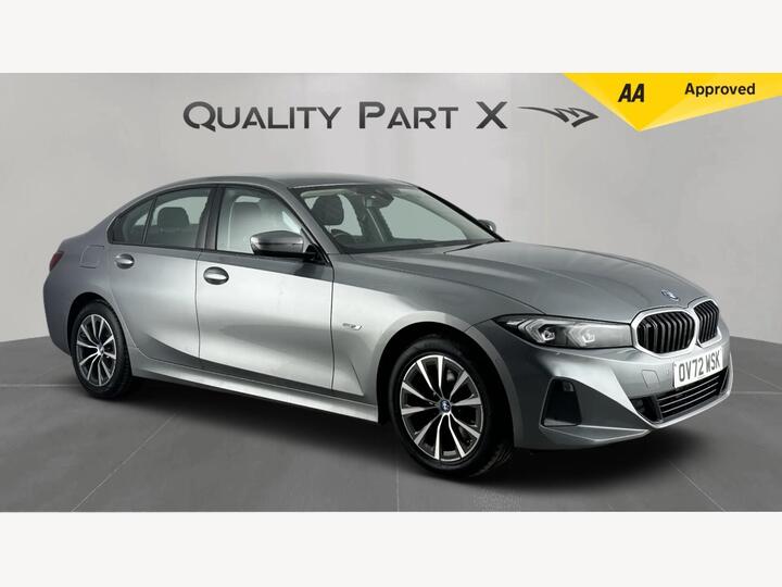 BMW 3 Series 2.0 330e 12kWh Sport Auto Euro 6 (s/s) 4dr BMW 3 Series 2.0 330e 12kWh Sport Auto Euro 6 (s/s) 4dr