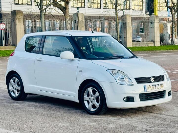 Suzuki Swift 1.5 GLX 3dr