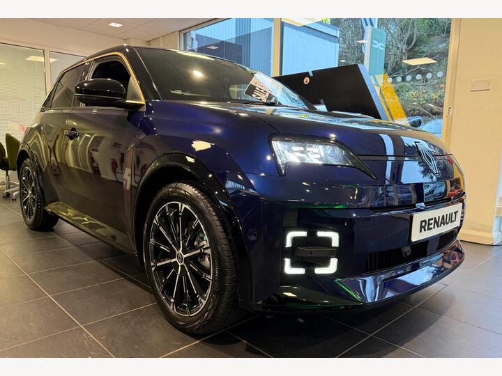 Renault 5 E-Tech Electric Comfort Range 52kWh Iconic Five Auto 5dr