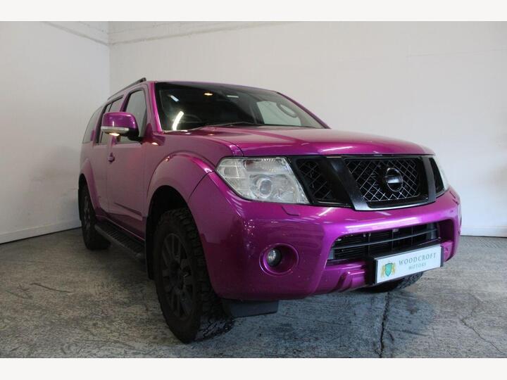 Nissan Pathfinder 2.5 DCi Tekna Auto 4WD Euro 5 5dr Nissan Pathfinder 2.5 DCi Tekna Auto 4WD Euro 5 5dr