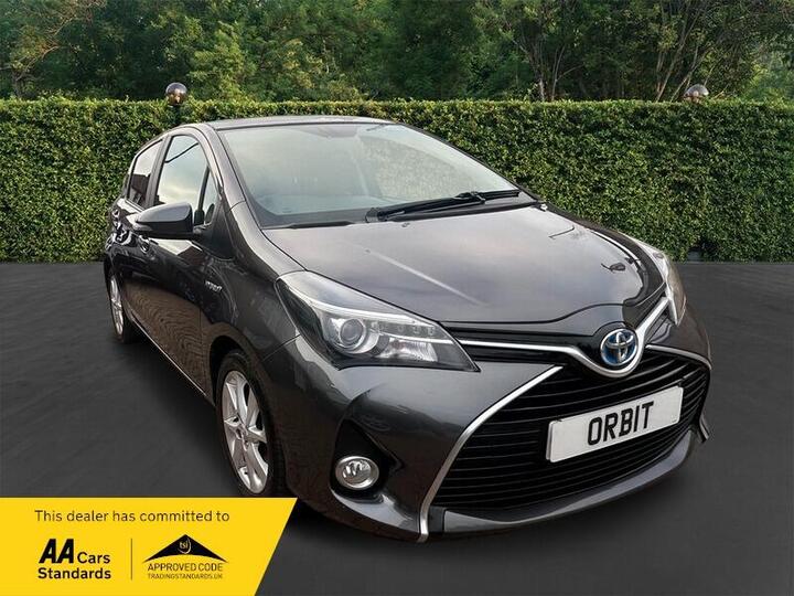 Toyota Yaris 1.5 VVT-h Excel E-CVT Euro 6 5dr (15in Alloy)