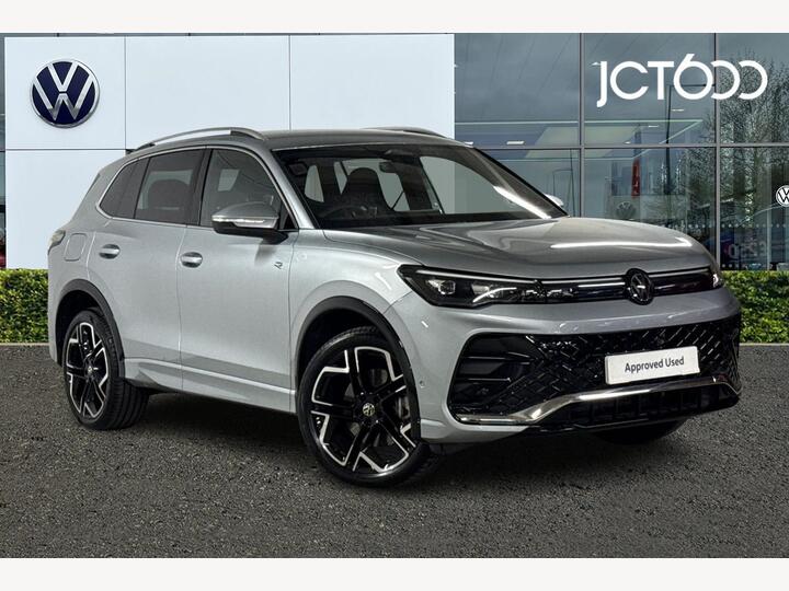 Volkswagen TIGUAN 1.5 TSI EHybrid 19.7kWh R-Line DSG Euro 6 (s/s) 5dr