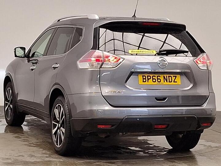 Nissan X-Trail 1.6 DCi Tekna 4WD Euro 6 (s/s) 5dr Nissan X-Trail 1.6 DCi Tekna 4WD Euro 6 (s/s) 5dr