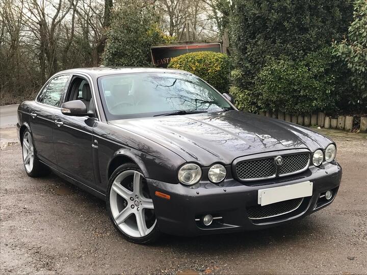 Jaguar XJ 2.7 TD Sovereign 4dr