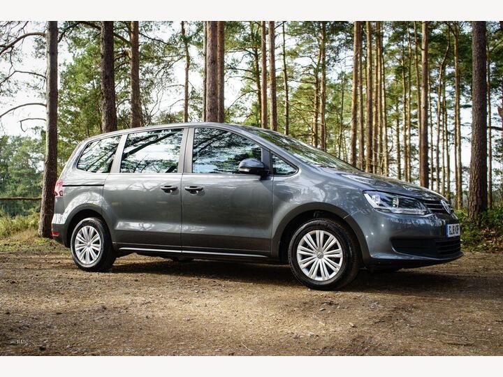 Volkswagen SHARAN 2.0 TDI S DSG Euro 6 (s/s) 5dr Volkswagen SHARAN 2.0 TDI S DSG Euro 6 (s/s) 5dr