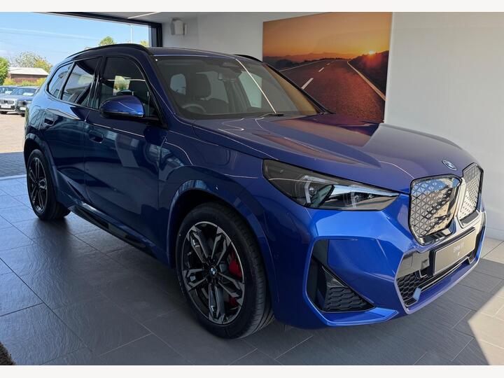 BMW IX1 20 66.5kWh Shadow Edition Auto EDrive 5dr (11kW Charger)