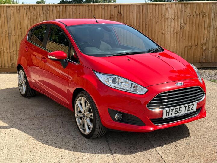 Ford Fiesta 1.0T EcoBoost Titanium Euro 6 (s/s) 5dr