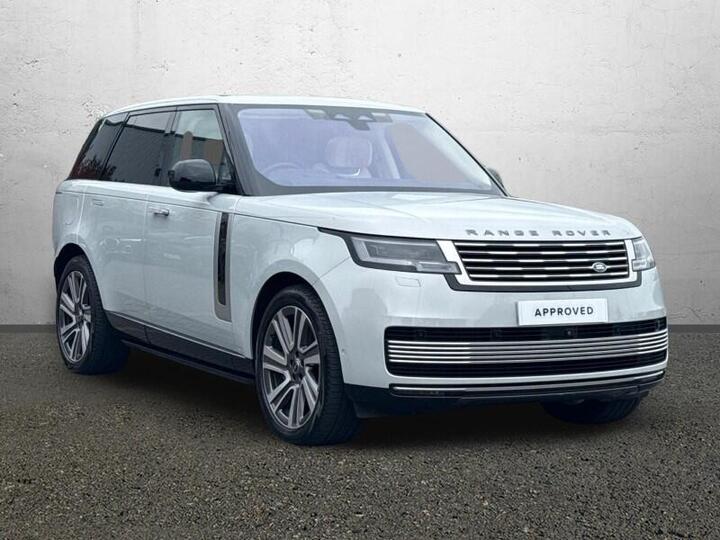 Land Rover RANGE ROVER 3.0 P550e 38.2kWh SV Auto 4WD Euro 6 (s/s) 5dr Land Rover RANGE ROVER 3.0 P550e 38.2kWh SV Auto 4WD Euro 6 (s/s) 5dr