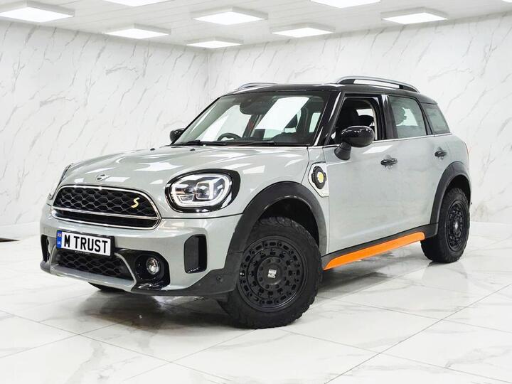MINI COUNTRYMAN 1.5 10kWh Cooper SE Exclusive Auto ALL4 Euro 6 (s/s) 5dr