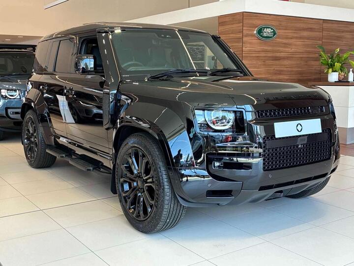 Land Rover DEFENDER 4.4 P635 V8 MHEV OCTA Black Auto 4WD Euro 6 (s/s) 5dr