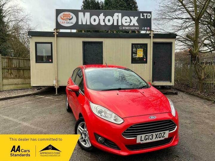 Ford Fiesta 1.0 Zetec Euro 5 (s/s) 5dr