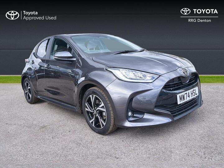 Toyota Yaris 1.5 VVT-h Design E-CVT Euro 6 (s/s) 5dr