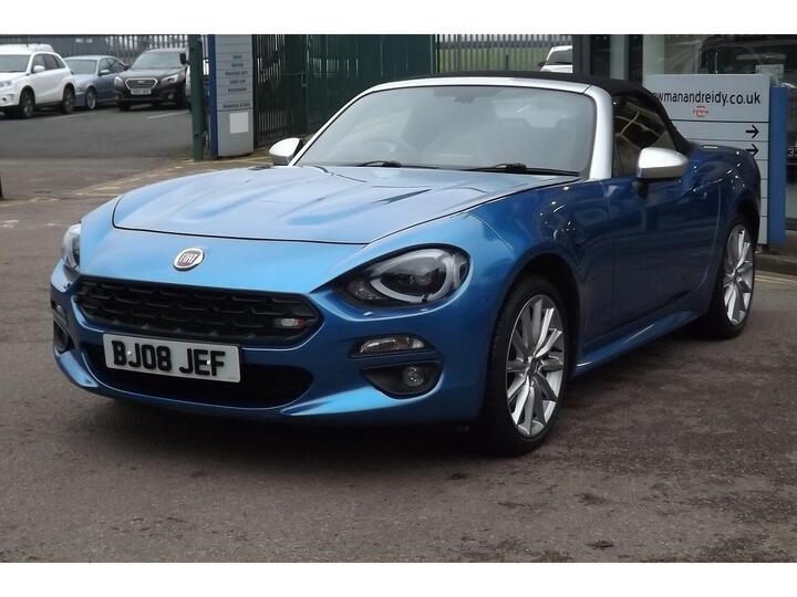 Fiat 124 Spider MultiAir Lusso Plus Convertible 1.4 Manual Petrol