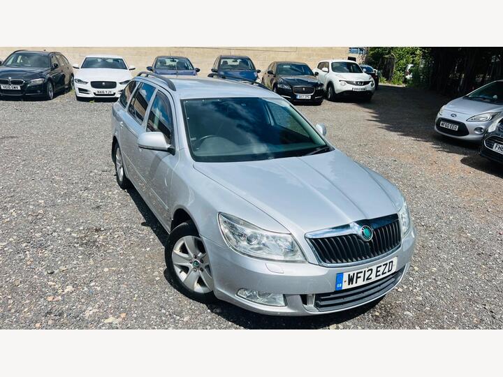 Skoda Octavia 2.0 TDI Elegance Euro 5 5dr Skoda Octavia 2.0 TDI Elegance Euro 5 5dr