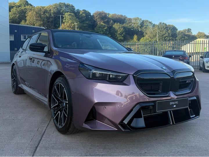 BMW M5 4.4 22.1kWh Touring Steptronic XDrive Euro 6 (s/s) 5dr