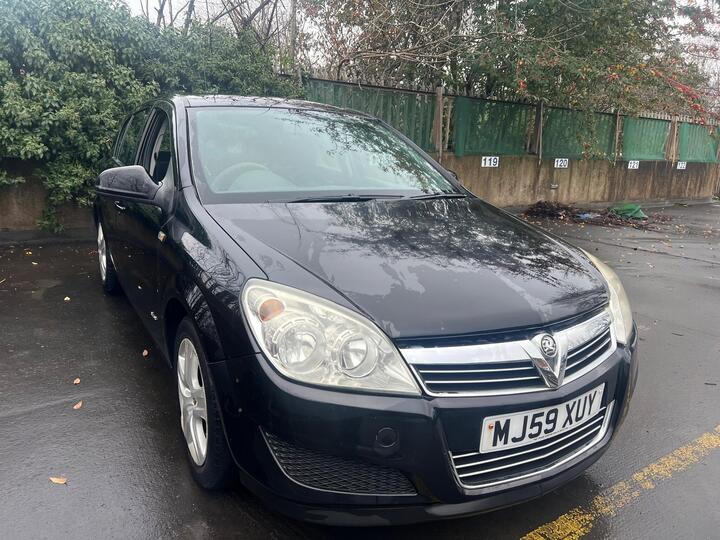 Vauxhall Astra 1.4i 16v Club 5dr