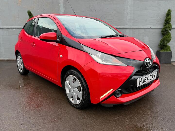 Toyota AYGO 1.0 VVT-i X-play X-shift Euro 5 5dr Euro 5