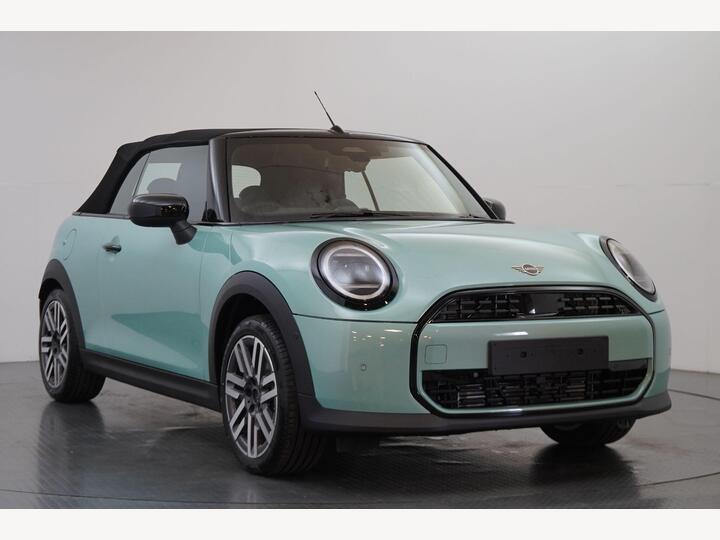 MINI Cooper Convertible 2.0C Classic Steptronic Euro 6 (s/s) 2dr