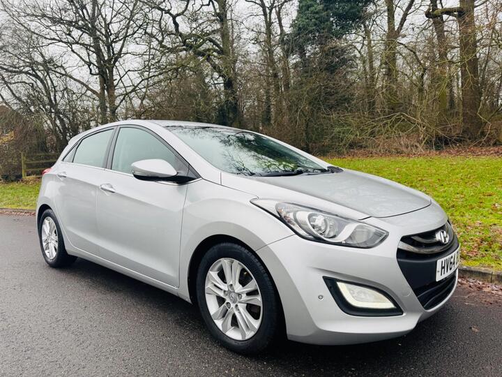 Hyundai I30 1.6 CRDi Blue Drive Style Nav Euro 5 (s/s) 5dr