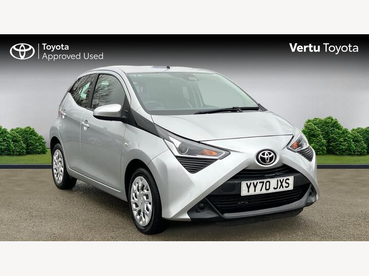 Toyota AYGO 1.0 VVT-i X-play Euro 6 5dr (Safety Sense)
