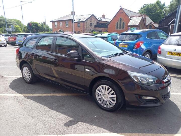Vauxhall Astra 1.6 16V Exclusiv Sports Tourer Auto Euro 5 5dr