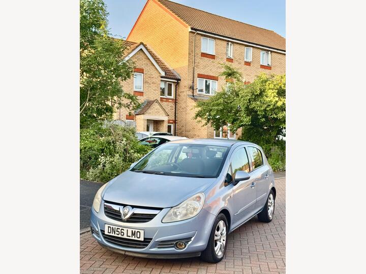 Vauxhall Corsa 1.2i 16v Club Easytronic 5dr