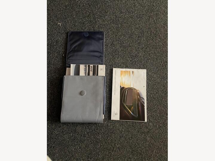 Peugeot 208 1.2 VTi Active Euro 5 5dr