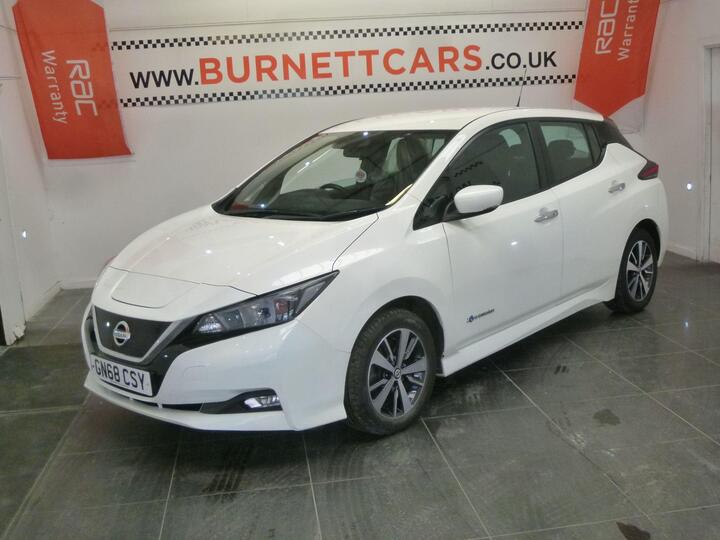 Nissan Leaf 40kWh Acenta Auto 5dr