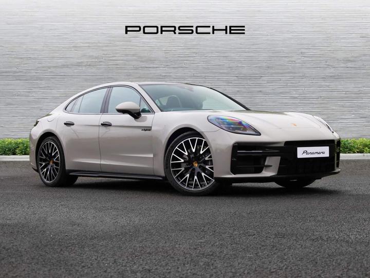 Porsche Panamera 2.9 V6 25.9kWh 4 E-Hybrid Saloon PDK 4WD Euro 6 (s/s) 5dr