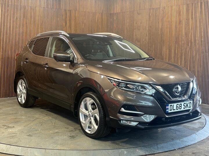 Nissan Qashqai 1.3 DIG-T Tekna Euro 6 (s/s) 5dr Nissan Qashqai 1.3 DIG-T Tekna Euro 6 (s/s) 5dr