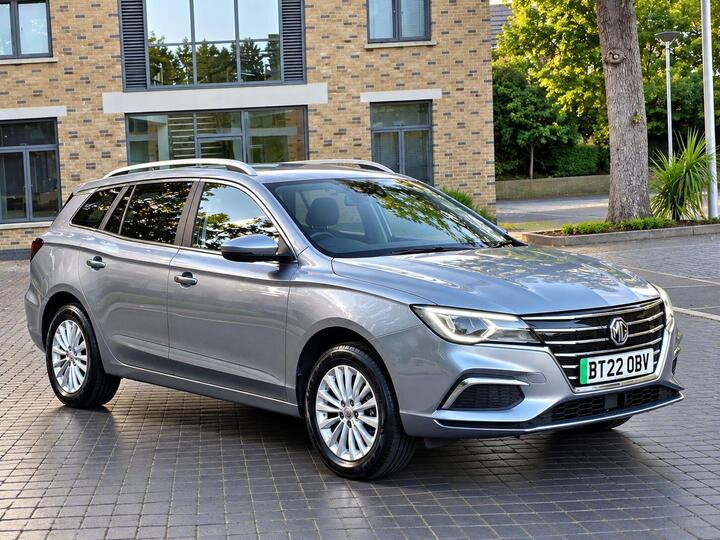 MG MG5 61.1kWh Exclusive Long Range Auto 5dr