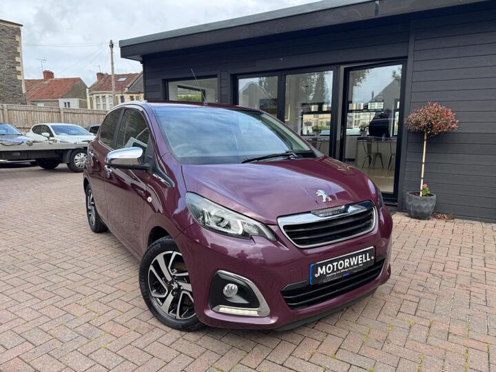 Peugeot 108 1.2 VTi PureTech Feline Euro 5 5dr Peugeot 108 1.2 VTi PureTech Feline Euro 5 5dr